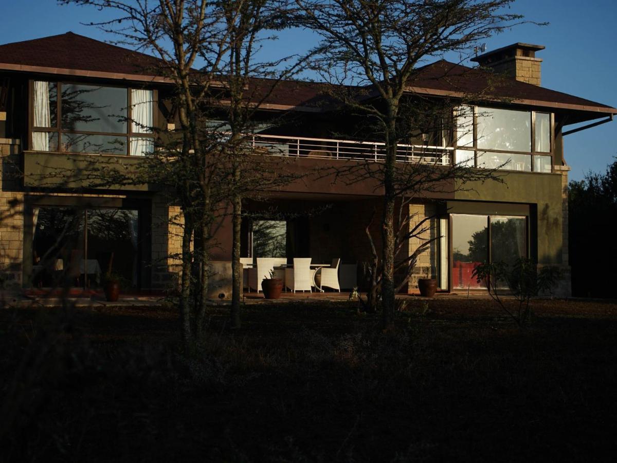 Nyikani House Нанюки Екстериор снимка